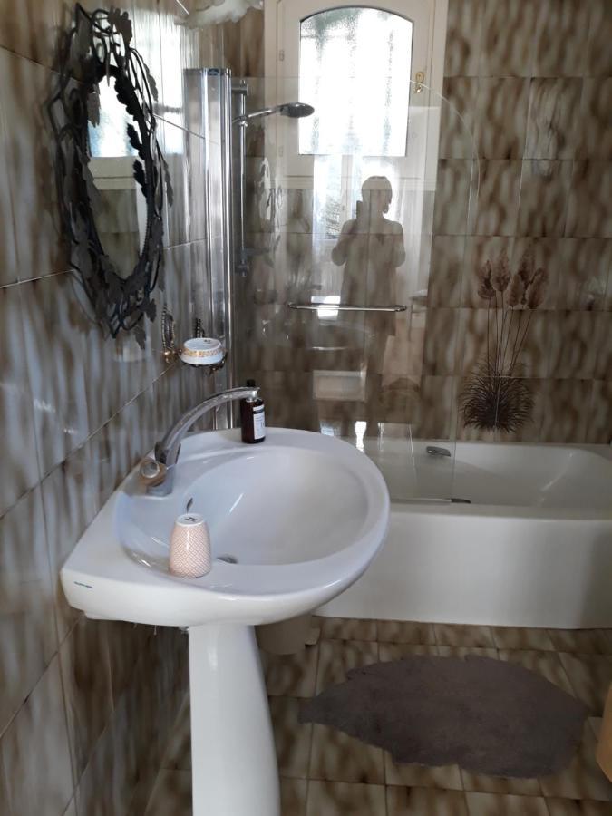 Chambre D'Hotes La Citadelle Lardier-et-Valenca Εξωτερικό φωτογραφία