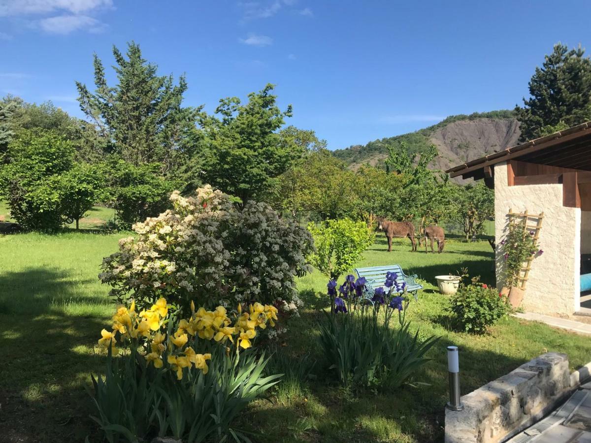 Chambre D'Hotes La Citadelle Lardier-et-Valenca Εξωτερικό φωτογραφία